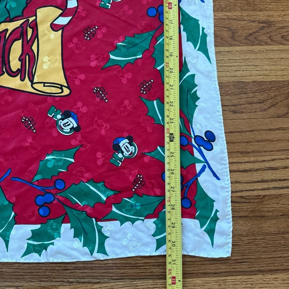 Christmas Holiday Disney Mickey Mouse Polyester Vntage Classic Scarf 30x31 c24